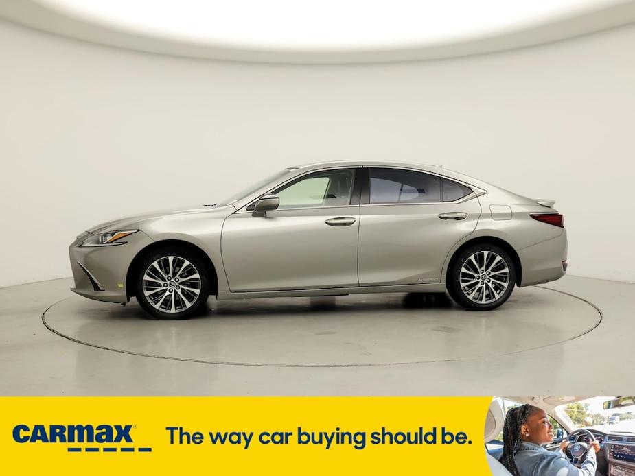 used 2019 Lexus ES 300h car, priced at $28,998