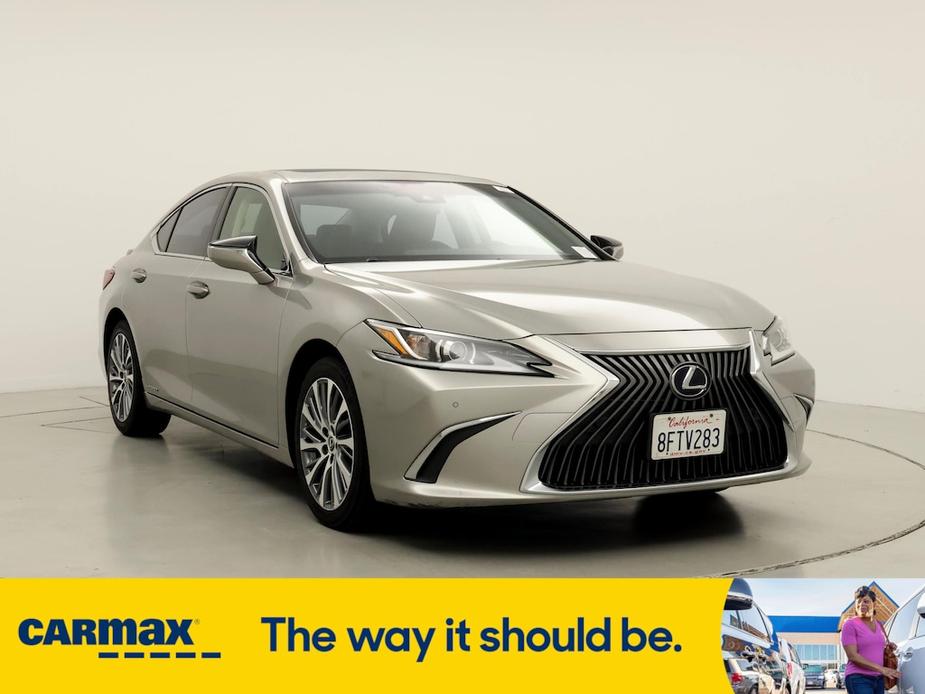 used 2019 Lexus ES 300h car, priced at $28,998