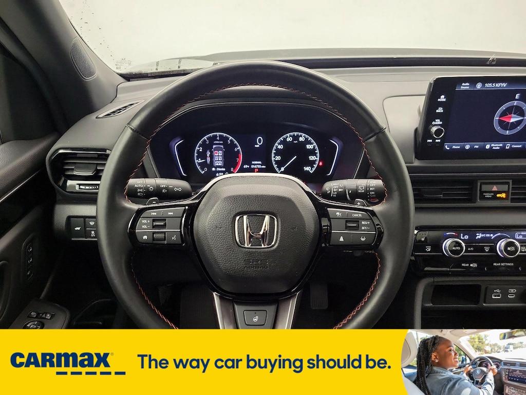 used 2025 Honda Pilot car, priced at $45,998