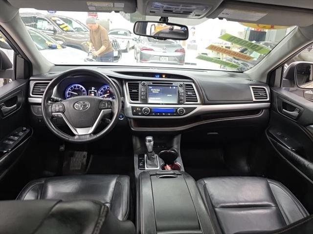 used 2015 Toyota Highlander car, priced at $18,991