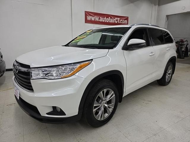 used 2015 Toyota Highlander car, priced at $18,991