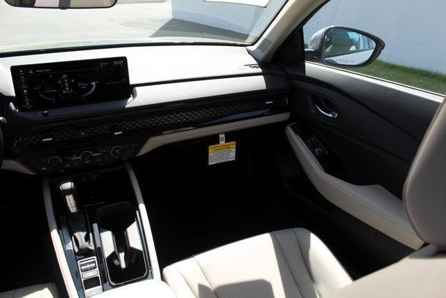 new 2025 Honda Accord Hybrid car, priced at $40,905