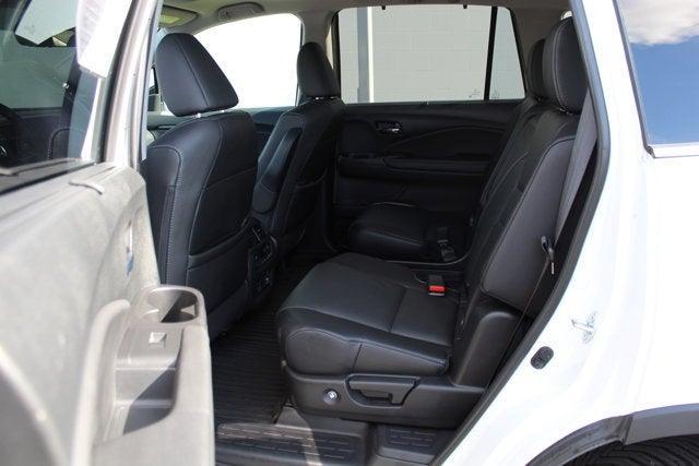 used 2022 Honda Pilot car, priced at $33,995