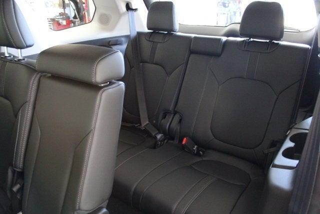 new 2025 Honda Pilot car, priced at $53,405