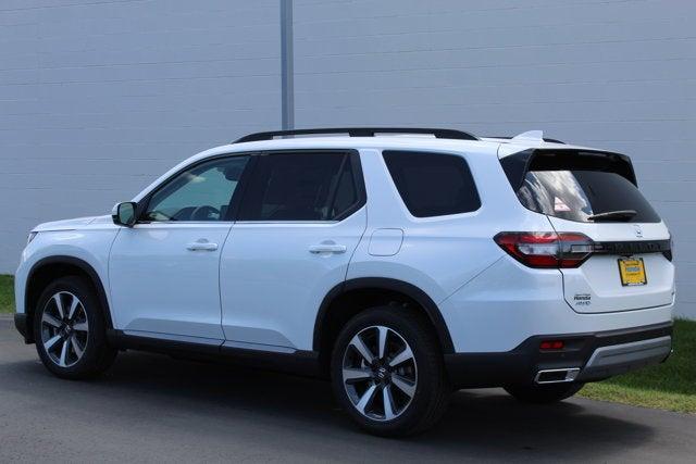 new 2025 Honda Pilot car, priced at $51,505