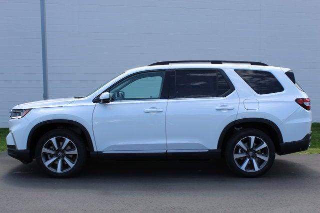 new 2025 Honda Pilot car, priced at $51,505