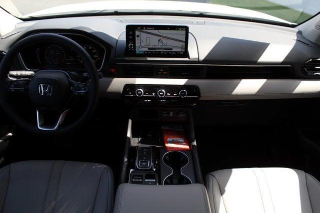 new 2025 Honda Pilot car, priced at $51,505