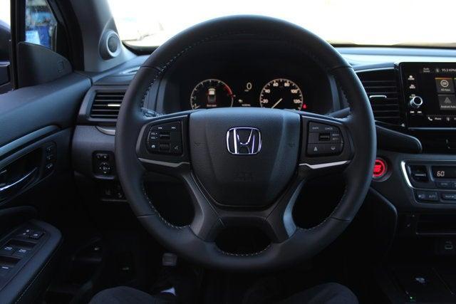 new 2025 Honda Ridgeline car, priced at $43,330