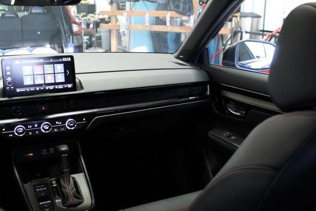 used 2025 Honda CR-V Hybrid car, priced at $40,995