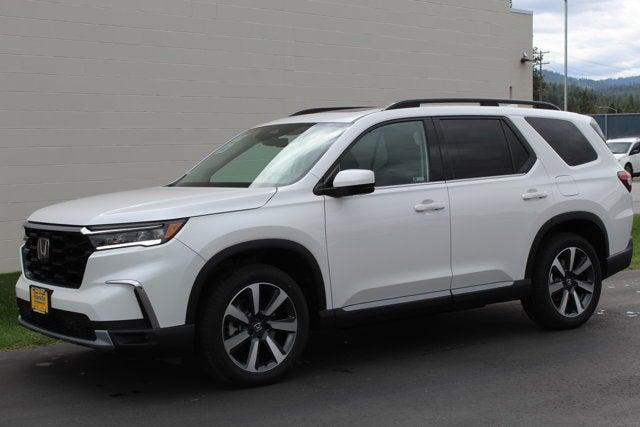 new 2025 Honda Pilot car, priced at $51,505