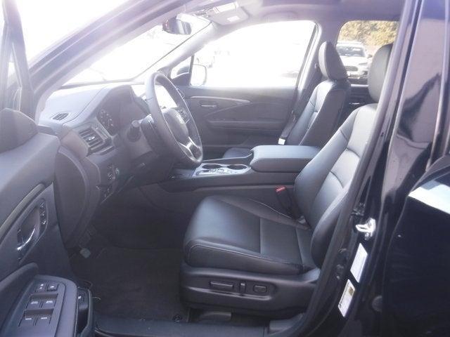 new 2025 Honda Ridgeline car, priced at $43,112