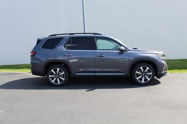 new 2025 Honda Pilot car, priced at $54,530