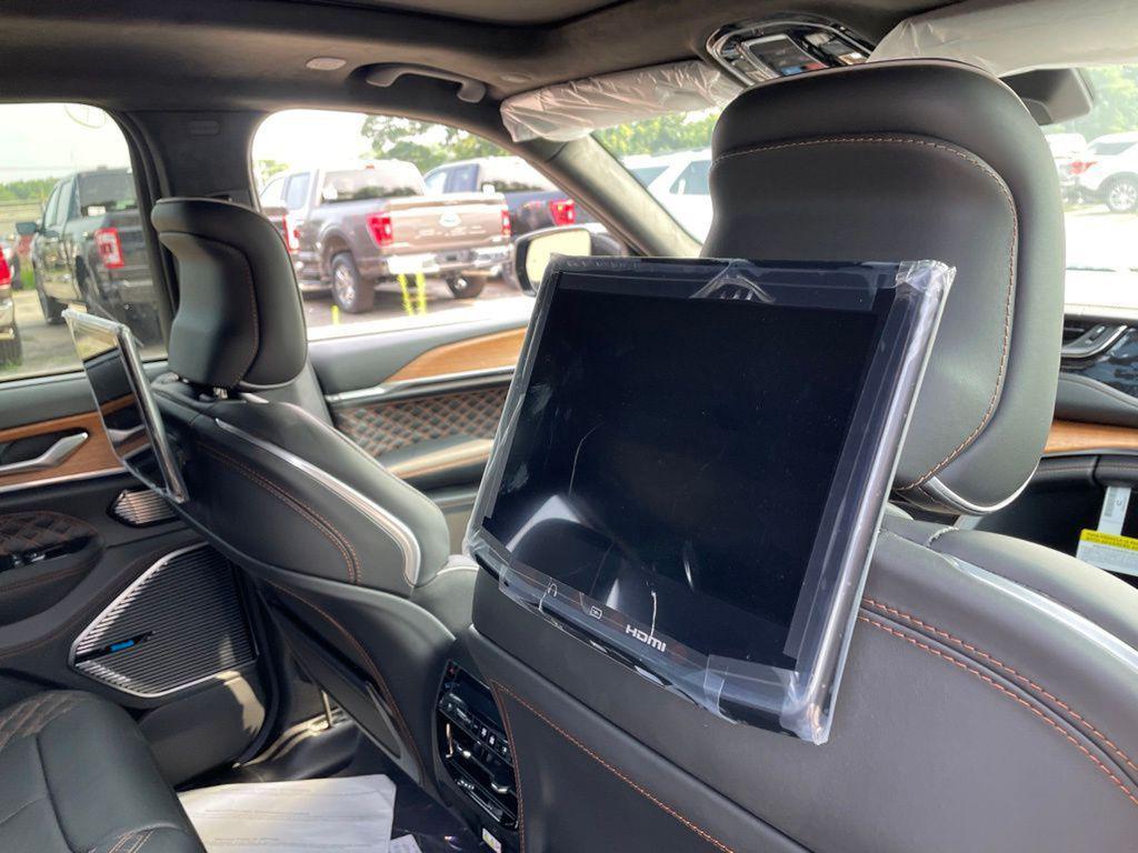 new 2023 Jeep Grand Cherokee 4xe car, priced at $69,944