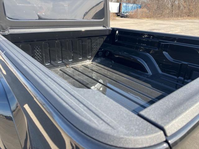 new 2024 Jeep Gladiator car, priced at $39,890