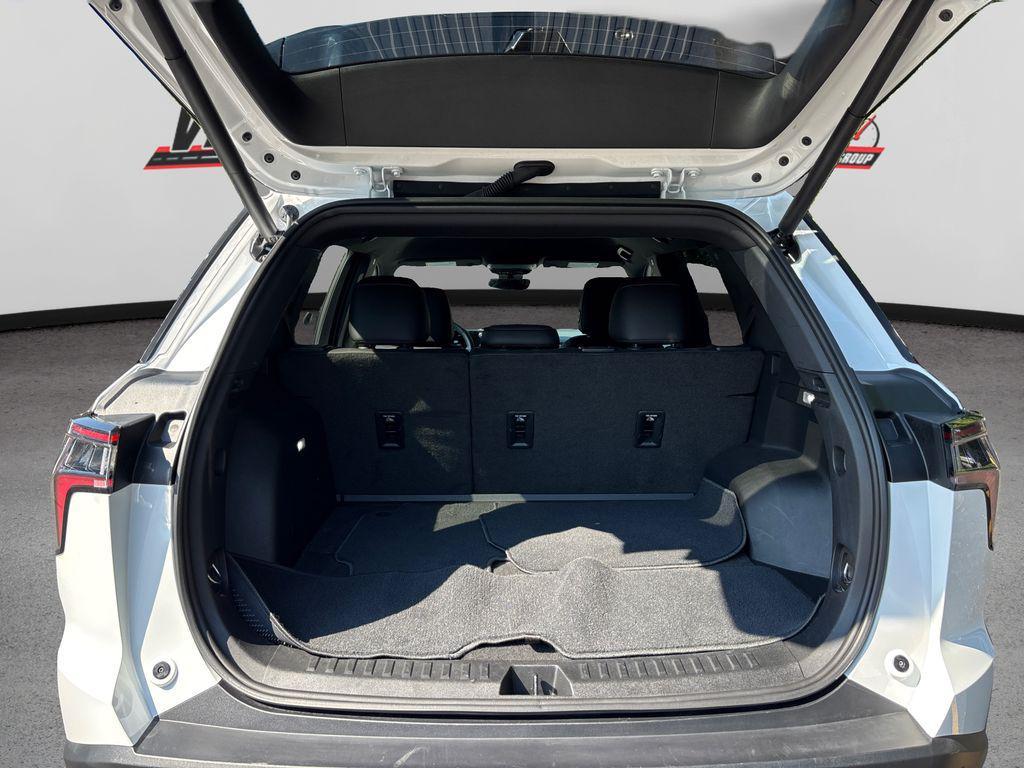 used 2025 Chevrolet Equinox car, priced at $30,777