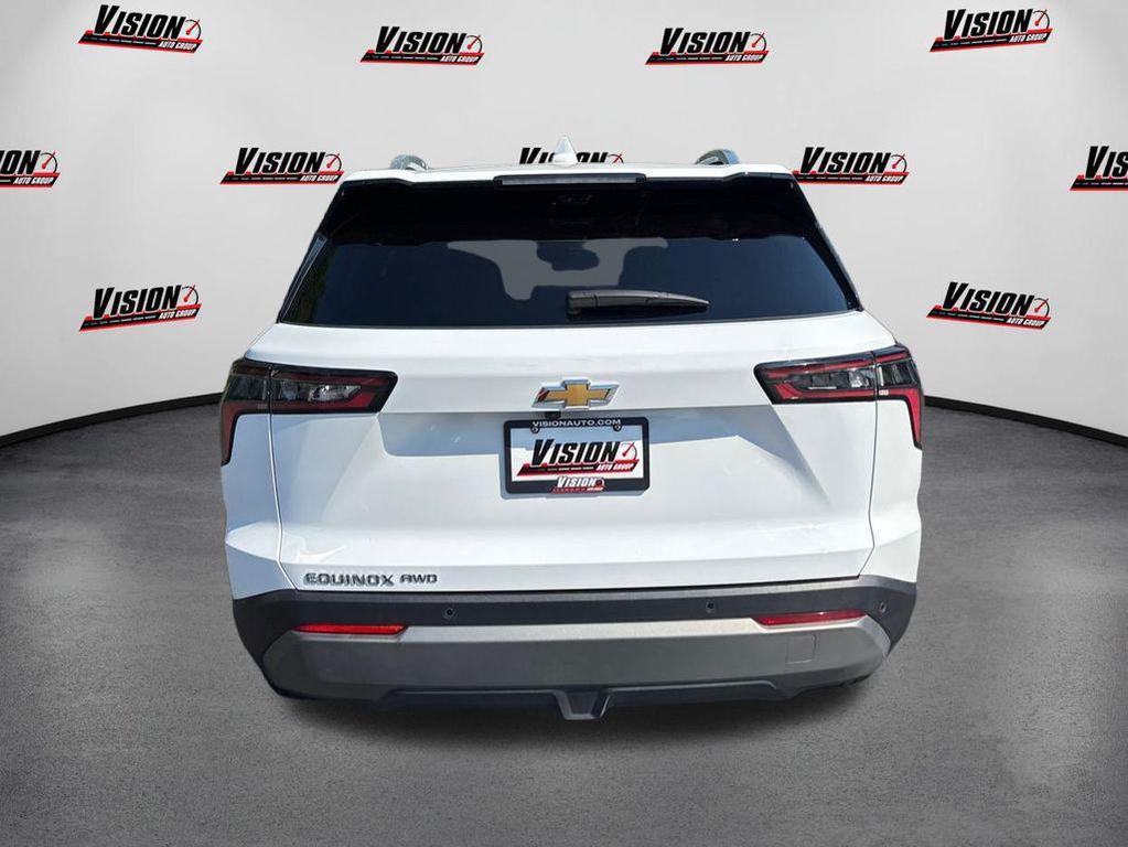 used 2025 Chevrolet Equinox car, priced at $30,777