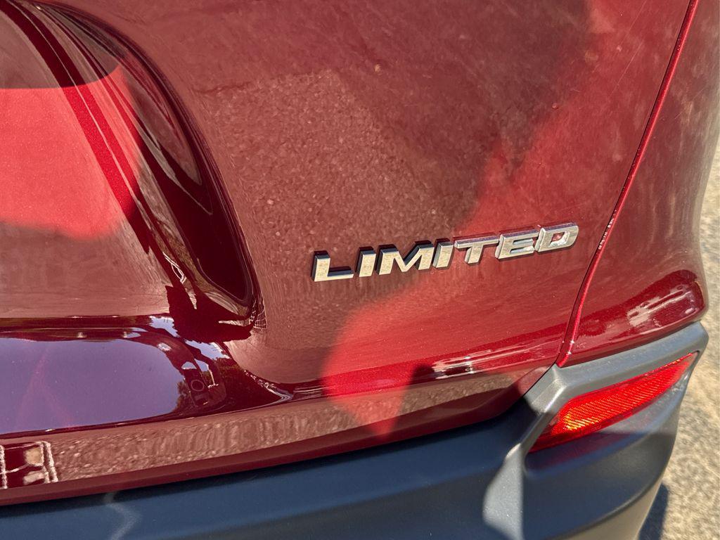 used 2019 Jeep Cherokee car, priced at $22,400