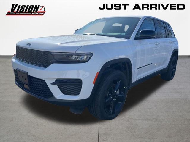 new 2025 Jeep Grand Cherokee car, priced at $43,133