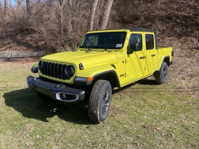 new 2024 Jeep Gladiator car, priced at $48,637