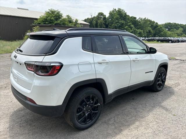 new 2024 Jeep Compass car, priced at $30,999