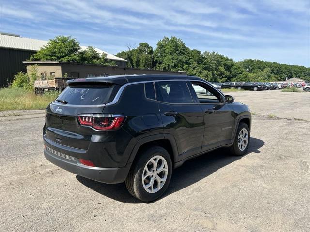 new 2024 Jeep Compass car, priced at $27,499