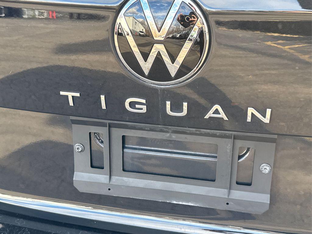 used 2023 Volkswagen Tiguan car, priced at $23,400