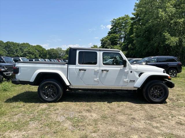 new 2024 Jeep Gladiator car, priced at $56,639