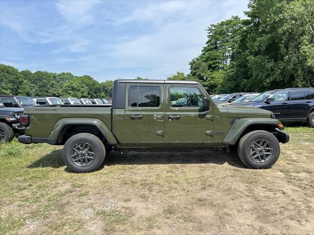 new 2024 Jeep Gladiator car, priced at $49,087