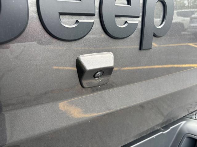 used 2022 Jeep Gladiator car, priced at $35,687