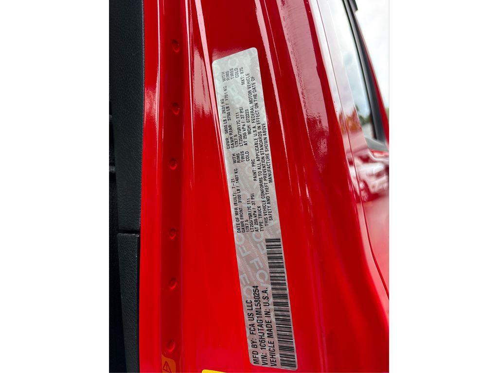 used 2021 Jeep Gladiator car, priced at $28,400