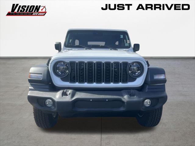 new 2025 Jeep Wrangler car, priced at $51,431