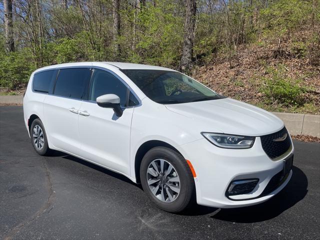 used 2023 Chrysler Pacifica Hybrid car, priced at $51,163