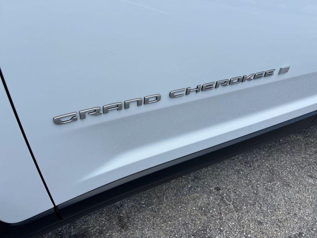 new 2025 Jeep Grand Cherokee L car, priced at $41,980