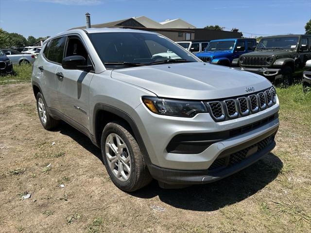 new 2024 Jeep Compass car, priced at $26,499