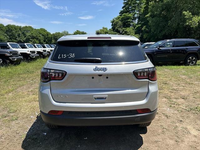 new 2024 Jeep Compass car, priced at $26,499