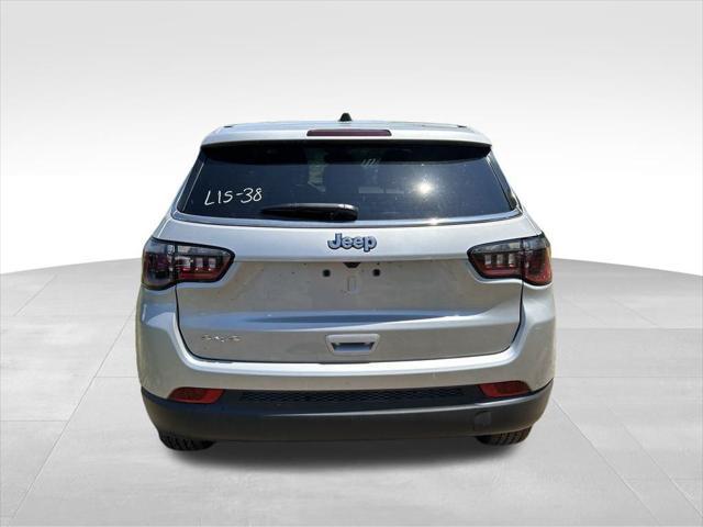 new 2024 Jeep Compass car, priced at $26,499