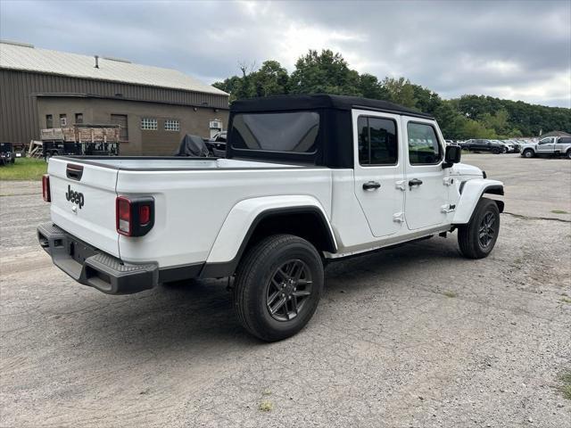 new 2024 Jeep Gladiator car, priced at $36,749