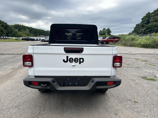 new 2024 Jeep Gladiator car, priced at $36,749