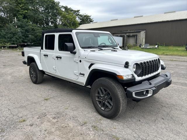 new 2024 Jeep Gladiator car, priced at $36,749