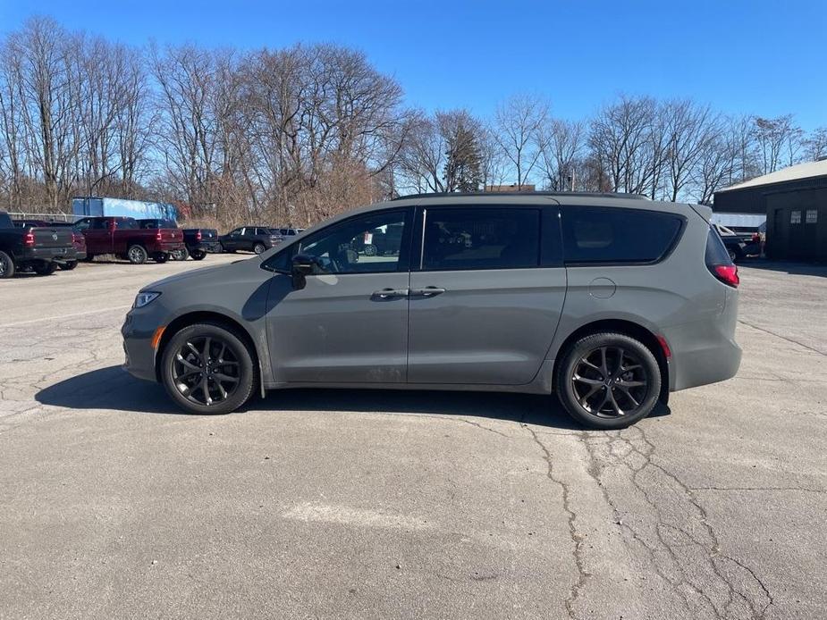 new 2023 Chrysler Pacifica car, priced at $50,602