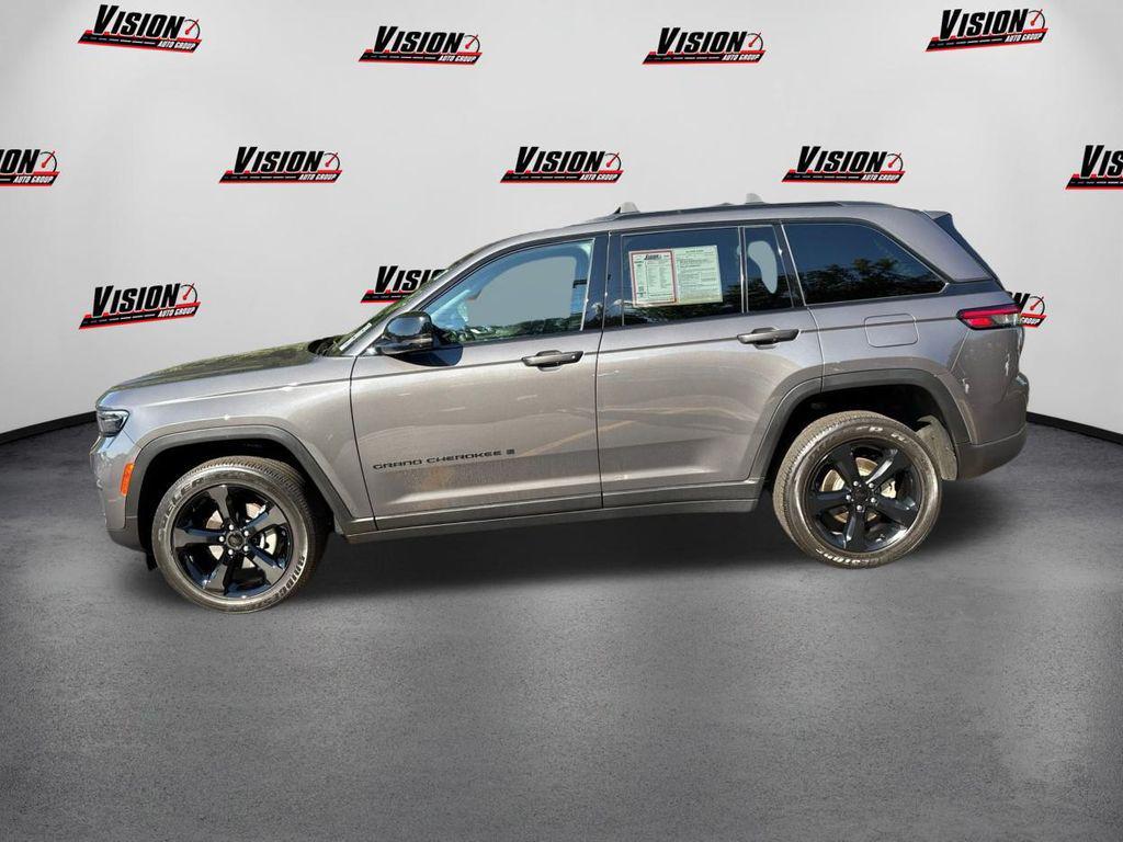 used 2024 Jeep Grand Cherokee car, priced at $37,700