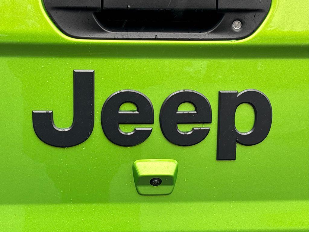 new 2025 Jeep Gladiator car, priced at $41,339