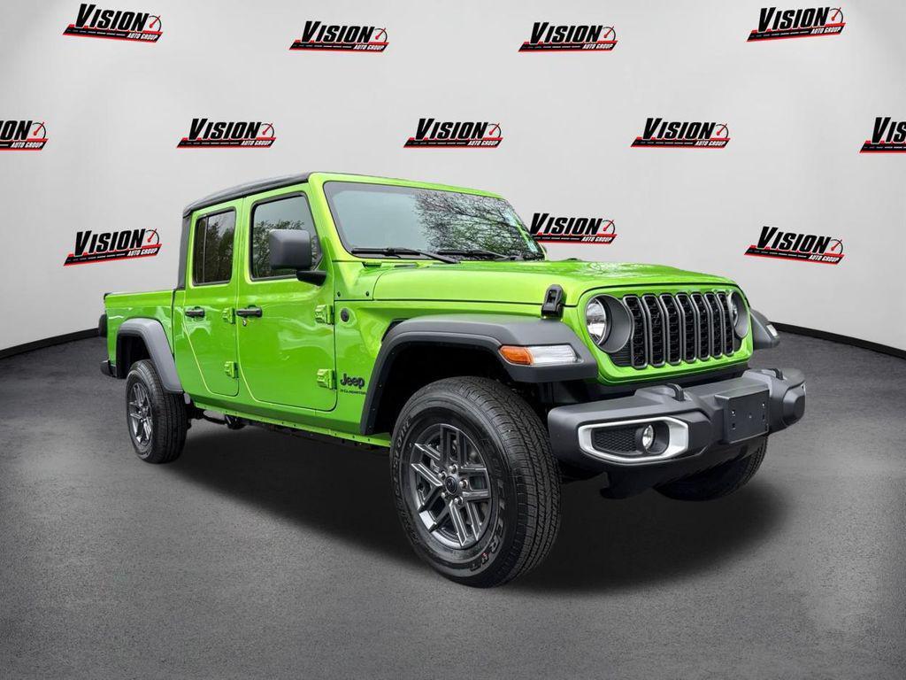 new 2025 Jeep Gladiator car, priced at $41,339