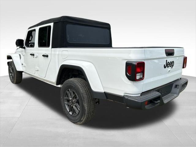 new 2024 Jeep Gladiator car, priced at $38,577