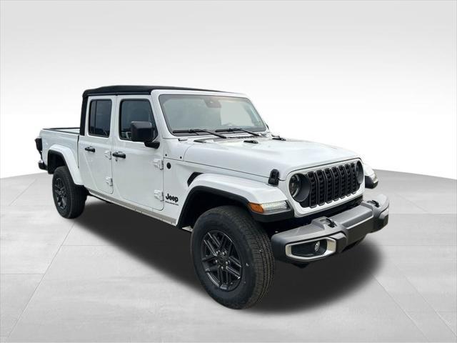 new 2024 Jeep Gladiator car, priced at $38,577