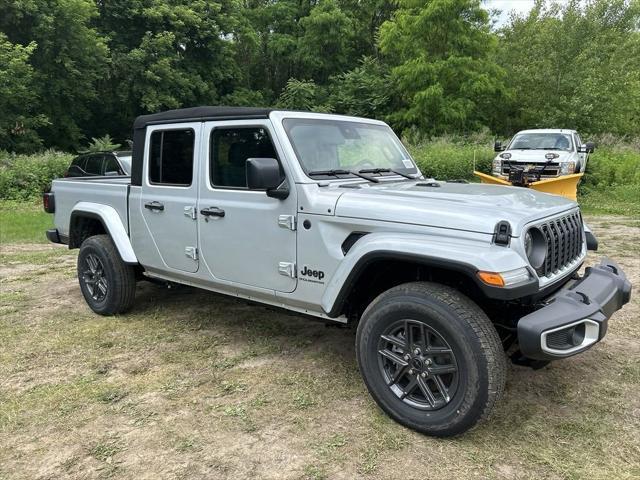 new 2024 Jeep Gladiator car, priced at $42,749