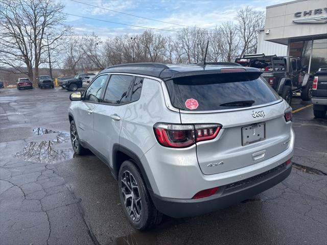 new 2024 Jeep Compass car, priced at $31,576