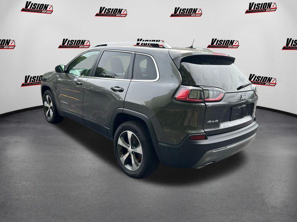 used 2019 Jeep Cherokee car, priced at $18,797
