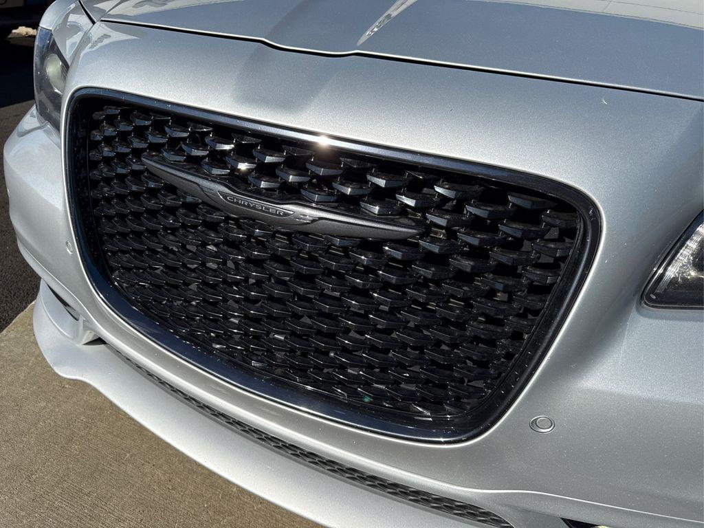 used 2022 Chrysler 300 car, priced at $27,700