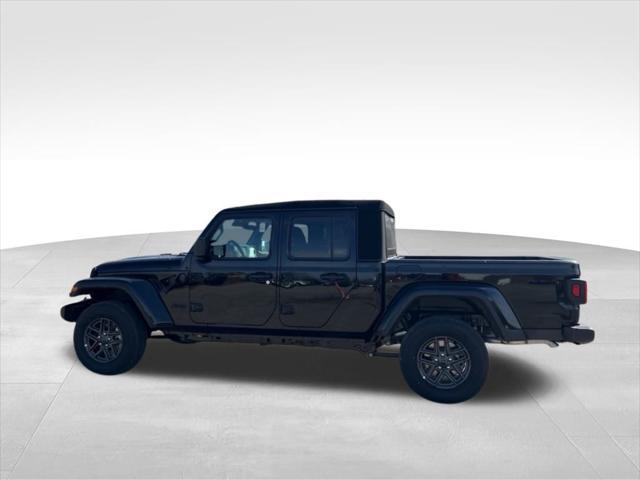 new 2024 Jeep Gladiator car, priced at $45,195